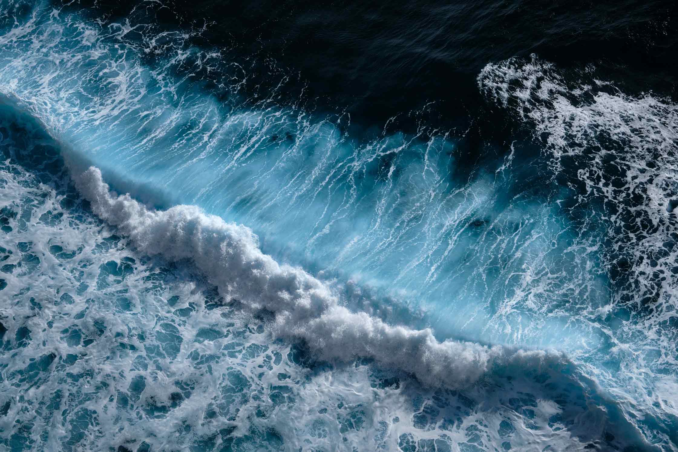 New Tech: Wave and Tidal Energy – Generating Electricity from the Ocean